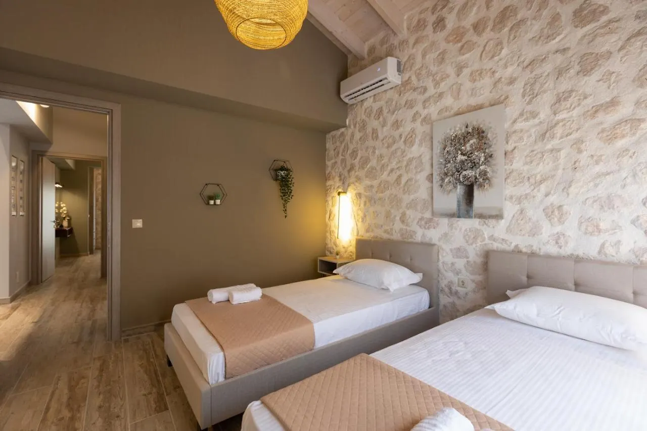Di Sasso Villa Troianata
