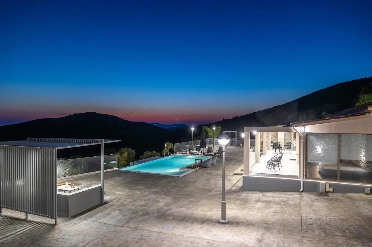 Di Sasso Villa Troianata 希腊